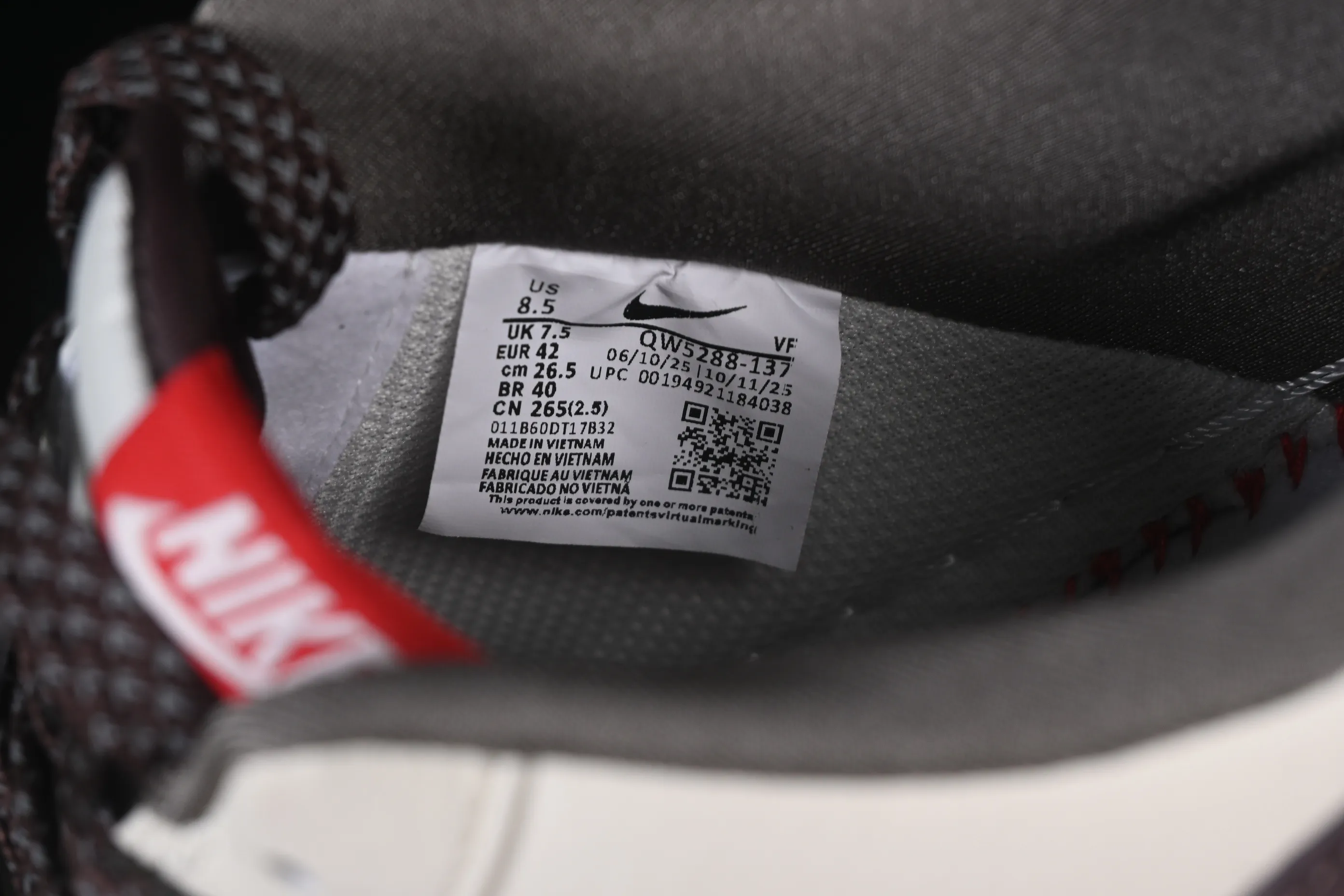 All categories Nk Air Force 1 Air Force series Nk Air Force 1 Low Air Force low-top Nike Air Force 1'07 Low Year of the Horse limited edition Air Force 1 low-top casual sneakers QW5288-137